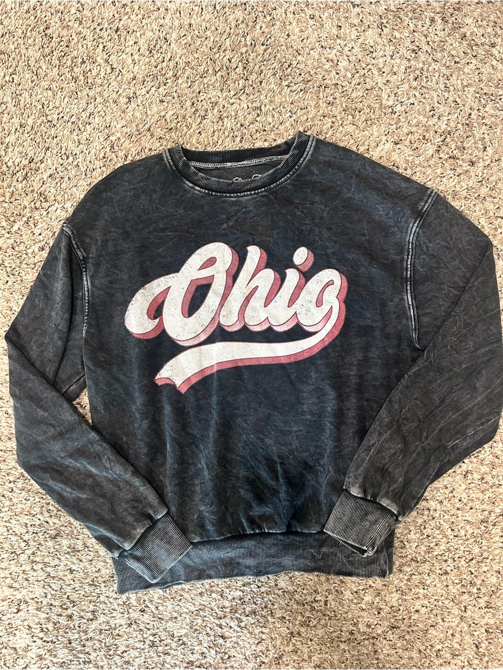 Ohio Vintage-Style Black Crewneck Sweatshirt